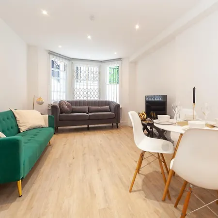 Kensington Luxury Flat With Patio Apartment London Exterior photo